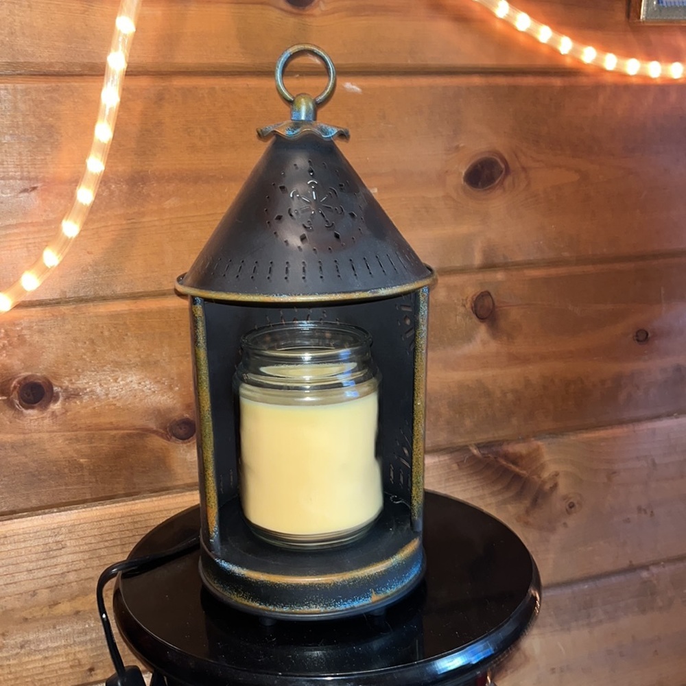 Candle warmer BEAUTIFUL GLOW & perfect accent to any home. Candle not included. - Picture 6 of 7